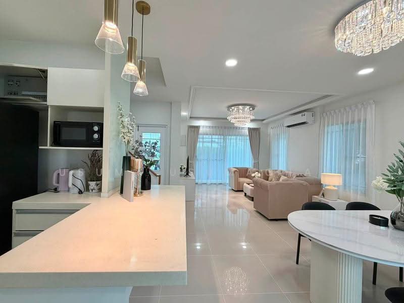 Manthana Onnut-Wongwan 2, Bangkok, Sukhaphiban 2 Road, Prawet, Bangkok, 4 Bedrooms, 215 sqm, Single Detached House For Rent, by Usuma Usumachat, 500506829 - DDproperty.com