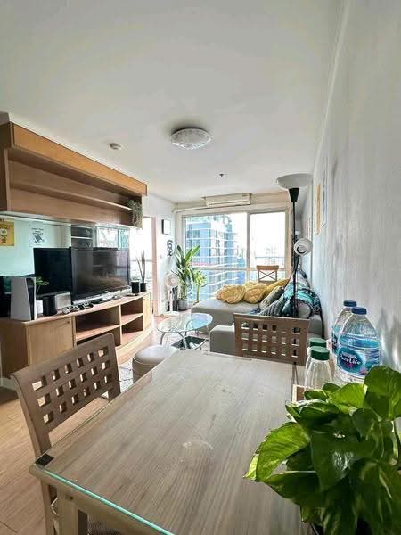 Silom Suite, Bangkok, Soi Sathorn 12, Sathorn Road, Silom, Bang Rak, Bangkok, 1 Bedroom, 55 sqm, Condo For Rent, by สมจิต, 500506841 - DDproperty.com