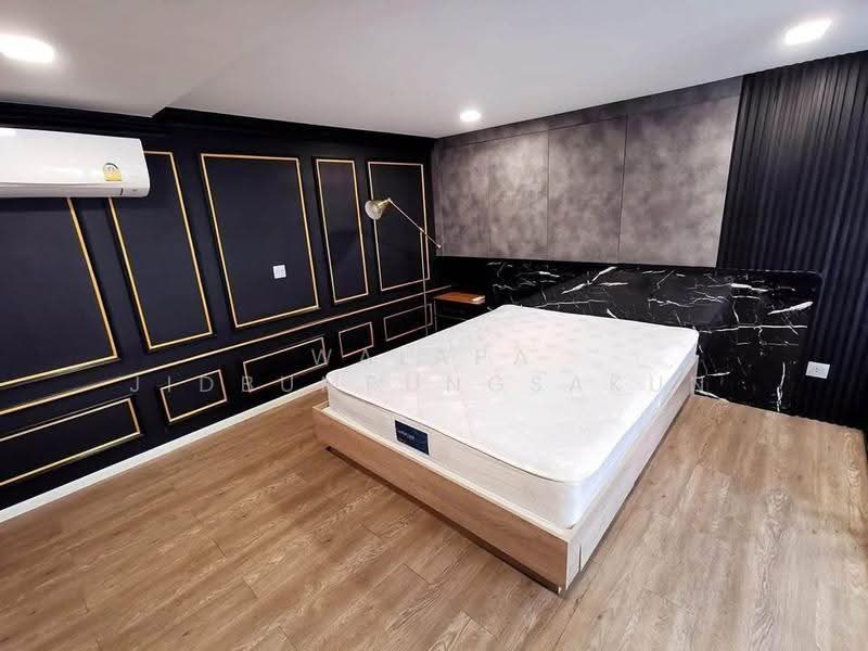Modiz Sukhumvit 50, Bangkok, Soi Sukhumvit 50, Phra Kanong, Khlong Toei, Bangkok, 1 Bedroom, 42 sqm, Condo For Rent, by Walapa Jidbumrungsakun, 500506852 - DDproperty.com