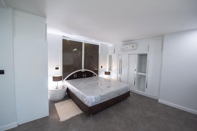 President Park Sukhumvit 24, Bangkok, 99 Sukhumvit 24 Alley, Khlongtoei Nua, Watthana, Bangkok, 3 Bedrooms, 223 sqm, Condo For Sale, by Pat Bharasarn, 500506854 - DDproperty.com