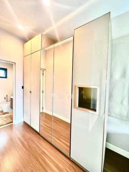 Setthasiri Krungthep Kreetha, Bangkok, Krungthep Kreetha Road, Hua Mak, Bang Kapi, Bangkok, 4 Bedrooms, 185 sqm, Single Detached House For Rent, by Walapa Jidbumrungsakun, 500506862 - DDproperty.com