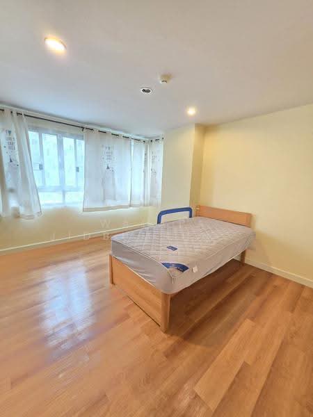 The Clover Thonglor Residence, Bangkok, Soi Sukhumvit 55, Khlong Tan Nua, Watthana, Bangkok, 2 Bedrooms, 88 sqm, Condo For Rent, by Walapa Jidbumrungsakun, 500506874 - DDproperty.com