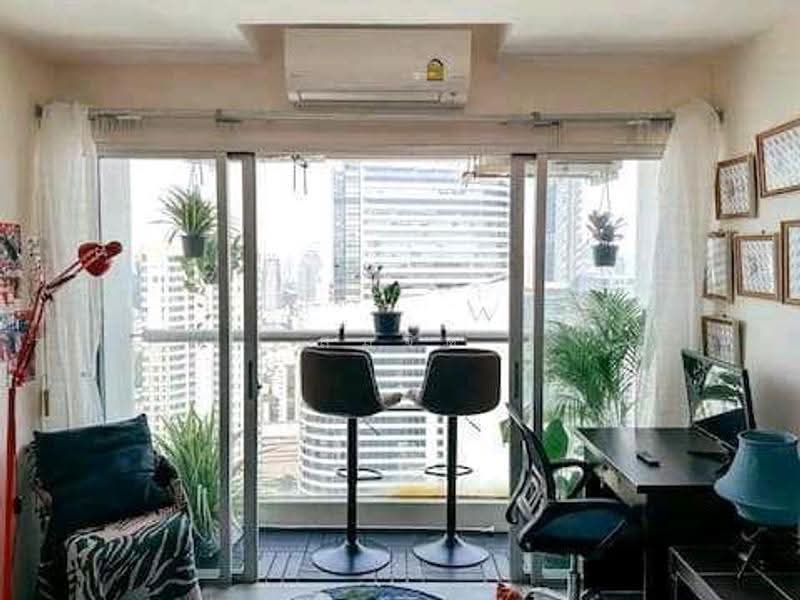 Silom Suite, Bangkok, Soi Sathorn 12, Sathorn Road, Silom, Bang Rak, Bangkok, 3 Bedrooms, 100 sqm, Condo For Rent, by สมจิต, 500506882 - DDproperty.com