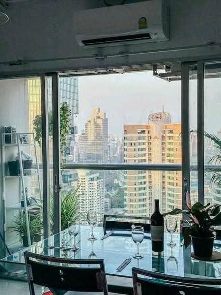 Silom Suite, Bangkok, Soi Sathorn 12, Sathorn Road, Silom, Bang Rak, Bangkok, 3 Bedrooms, 100 sqm, Condo For Rent, by สมจิต, 500506882 - DDproperty.com