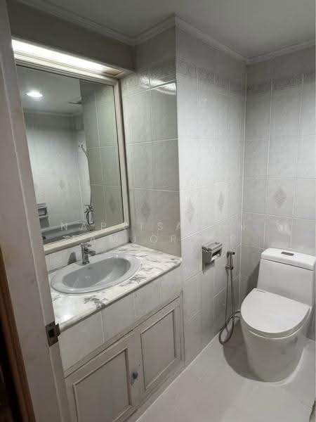 Regent Srinakarin Tower, Bangkok, Prachit Alley, Suan Luang, Bangkok, 4 Bedrooms, 307 sqm, Condo For Sale, by Napatsawan Tamjorhor, 500506897 - DDproperty.com
