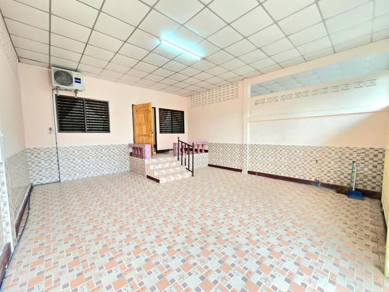 ทาวน์เฮ้าส์หนองดินแดง นครปฐม, Nakhon Pathom, Nong Din Daeng, Muang Nakhon Pathom, Nakhon Pathom, 2 Bedrooms, 150 sqm, Townhouse For Sale, by The Best Property เพ้นท์, 500506931 - DDproperty.com
