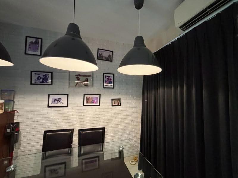 Baan Klang Muang Kaset-Nawamin, Bangkok, Soi Nawamin 70 Yeak 11-2, Khlong Kum, Bueng Kum, Bangkok, 4 Bedrooms, 180 sqm, Townhouse For Sale, by เจสสิก้า, 500506941 - DDproperty.com