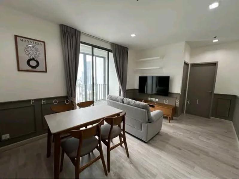 IDEO MOBI Sukhumvit 81, Bangkok, 2097 Sukhumvit Road, Bang Chak, Phra Khanong, Bangkok, 2 Bedrooms, 42 sqm, Condo For Rent, by Phoom Imruangsri, 500507026 - DDproperty.com