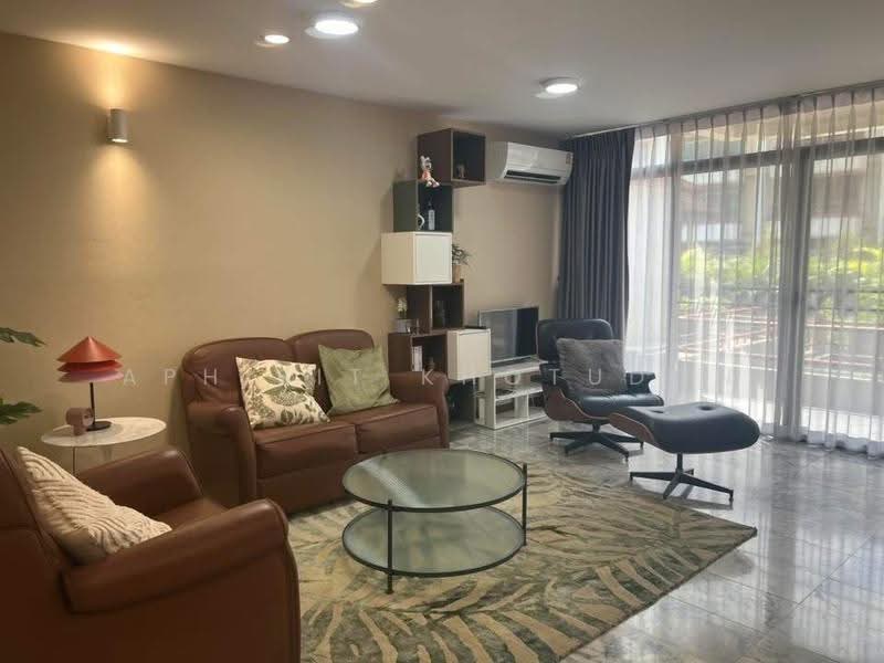 Baan Green Town, Bangkok, 52 Soi Phatthanakan, Suan Luang, Bangkok, 4 Bedrooms, 368 sqm, Townhouse For Sale, by Aphisit Khotudon, 500507043 - DDproperty.com