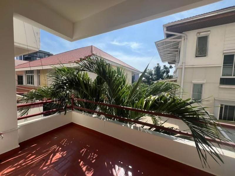 Baan Green Town (บ้านกรีนทาวน์), กรุงเทพ, ซอยพัฒนาการ52, สวนหลวง, กรุงเทพ, 368 ตร.ม., ทาวน์เฮ้าส์ ขาย, โดย Aphisit Khotudon, 500507043 - DDproperty.com