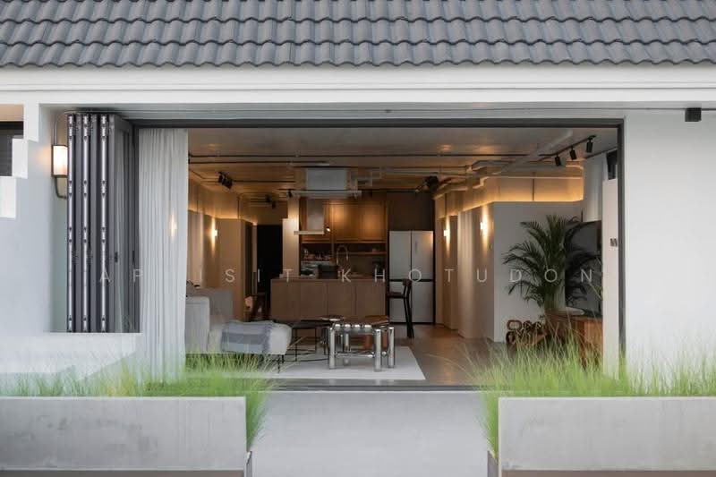 D.S. Tower 2 Sukhumvit 39, Bangkok, Soi Sukhumvit 39, Khlong Tan Nua, Watthana, Bangkok, 2 Bedrooms, 287 sqm, Condo For Rent, by Aphisit Khotudon, 500507053 - DDproperty.com