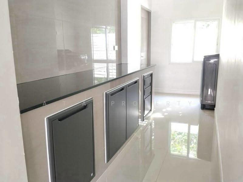 Country Home Lake & Park Assumption - Sriracha, Chon Buri (Pattaya), Assumption Road, Surasak, Si Racha, Chon Buri (Pattaya), 3 Bedrooms, 250 sqm, Single Detached House For Sale, by A.T.A. Property, 500507095 - DDproperty.com