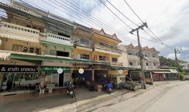 ให้เช่าอาคารพาณิชย์ 3 ชั้น ติดถนนสันโค้งหลวง รอบเวียง เชียงราย (รหัส OR1), เชียงราย, รอบเวียง, เมืองเชียงราย, เชียงราย, 120 ตร.ม., ตึกแถว-อาคารพาณิชย์ ให้เช่า, โดย Kaekwun Kanjanapungka, 500507116 - DDproperty.com