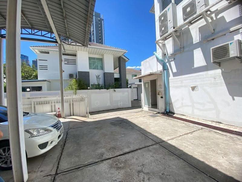 อาคารให้เช่า ศรีอยุธยา ราชเทวี พญาไท : Building for rent, Sri Ayutthaya, Ratchathewi, Phaya Thai, Bangkok, Thung Phaya Thai, Ratchathewi, Bangkok, , 1,027 sqm, Shophouse For Rent, by TOAH T., 500507124 - DDproperty.com