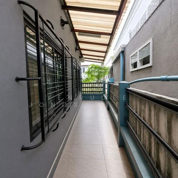ขายด่วน Home Office ใกล้รถไฟฟ้าย่านรามอินทรา 6 นอน 4 น้ำ, Bangkok, รามอินทรา 5 แยก18, Tha Rang, Bang Khen, Bangkok, 6 Bedrooms, 224 sqm, Single Detached House For Sale, by Yenrudee Jongsaritwang, 500507135 - DDproperty.com
