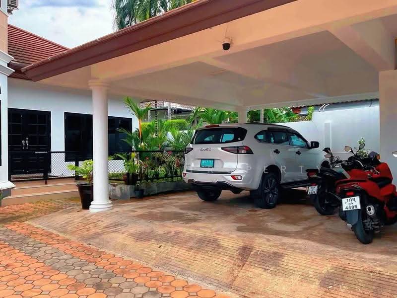 7R1075 Pool villa for rent 3 bedroom 3 bathroom 60,000/month at rawai have fully furnished, Phuket, Rawai, Muang Phuket, Phuket, 3 Bedrooms, 150 sqm, Villa For Rent, by PK LIFE Property, 500507177 - DDproperty.com