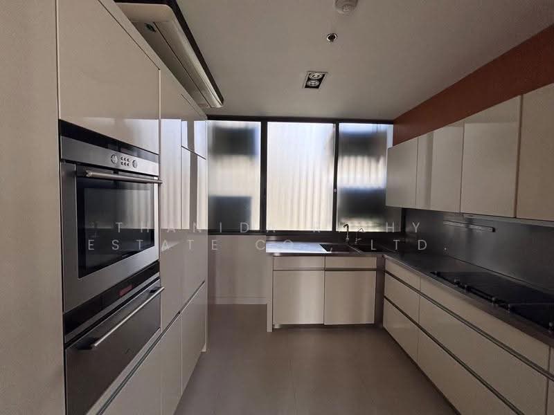 Domus 16, Bangkok, 19 Soi Sukhumvit 16, Khlong Toei, Bangkok, 2 Bedrooms, 167 sqm, Condo For Rent, by Thanida Richy Estate Co., Ltd., 500507183 - DDproperty.com