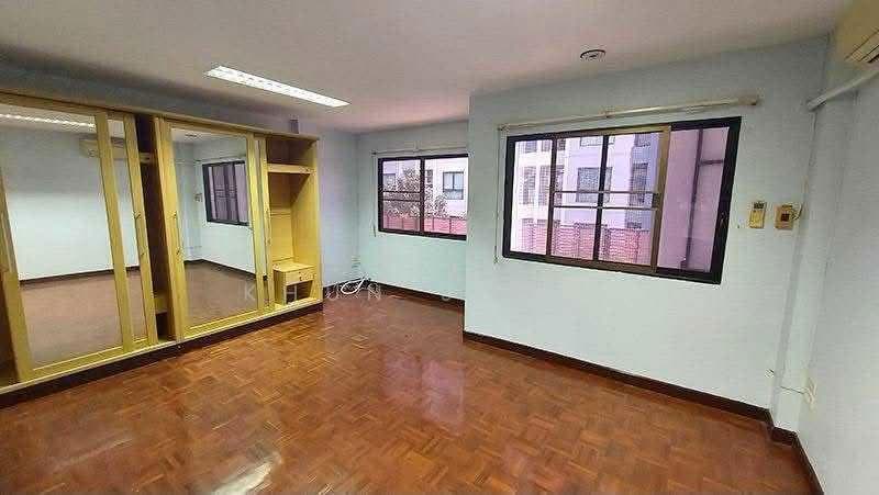 3-Story Townhouse for Rent near BTS Bang Chak (SPSJP632), Bangkok, สุขุมวิท 93, Bang Chak, Phra Khanong, Bangkok, 4 Bedrooms, 250 sqm, Townhouse For Rent, by Khun Jane, 500507191 - DDproperty.com