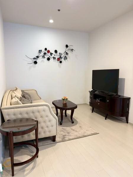 Noble Ploenchit, Bangkok, 1035 Ploenchit Road, Lumphini, Pathum Wan, Bangkok, 2 Bedrooms, 70 sqm, Condo For Rent, by Wanwisa Wannasarn, 500507229 - DDproperty.com