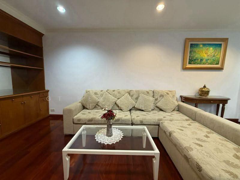 Baan Suanpetch, Bangkok, 18 Soi Sukhumvit 39, Khlong Tan Nua, Watthana, Bangkok, 2 Bedrooms, 135 sqm, Condo For Rent, by GT Real Estate Thailand, 500507249 - DDproperty.com