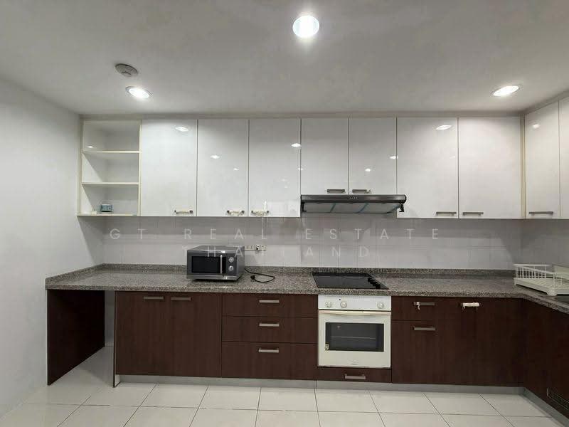 Baan Suanpetch, Bangkok, 18 Soi Sukhumvit 39, Khlong Tan Nua, Watthana, Bangkok, 2 Bedrooms, 135 sqm, Condo For Rent, by GT Real Estate Thailand, 500507249 - DDproperty.com