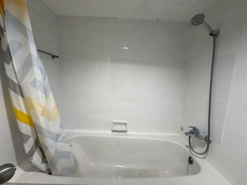 Baan Suanpetch, Bangkok, 18 Soi Sukhumvit 39, Khlong Tan Nua, Watthana, Bangkok, 2 Bedrooms, 135 sqm, Condo For Rent, by GT Real Estate Thailand, 500507249 - DDproperty.com
