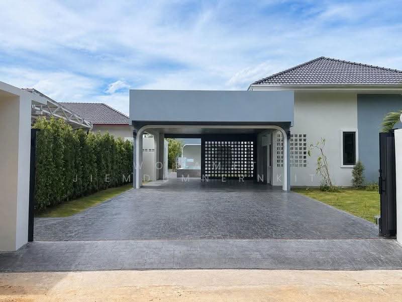3-BR House, Prachuap Khiri Khan, Thap Tai, Hua Hin, Prachuap Khiri Khan, 3 Bedrooms, 1,080 sqm, Single Detached House For Sale, by Woramet Jiemdumnernkit, 500507298 - DDproperty.com