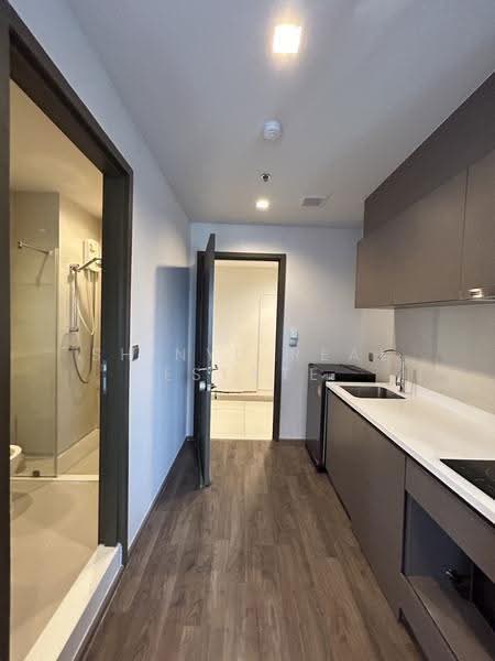 Life Ladprao Valley, Bangkok, Phaholyothin Road, Jom Phon, Chatuchak, Bangkok, Studio, 29 sqm, Condo For Rent, by Shinyu Real Estate, 500507328 - DDproperty.com