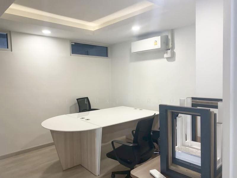 President Park Sukhumvit 24, bangkok, 99 Sukhumvit 24 Alley, Khlongtoei Nua, Watthana, Bangkok, 3 Bedrooms, 223 sqm, Condo For Rent, by The Luxe Group, 500507342 - DDproperty.com