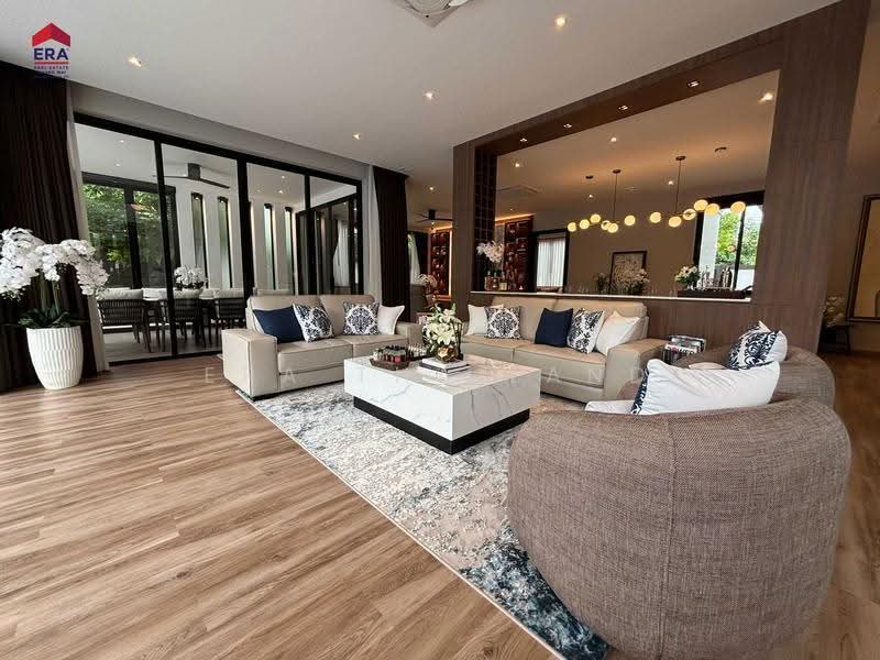 Luxury Pool Villa @ Kad Farang ทำเลที่ดีที่สุดของหางดง พร้อมเฟอร์นิเจอร์, เชียงใหม่, บ้านแหวน, หางดง, เชียงใหม่, 761 ตร.ม., บ้านเดี่ยว ขาย, โดย ERA Thailand, 500507350 - DDproperty.com