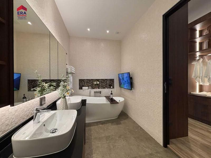 Luxury Pool Villa @ Kad Farang ทำเลที่ดีที่สุดของหางดง พร้อมเฟอร์นิเจอร์, เชียงใหม่, บ้านแหวน, หางดง, เชียงใหม่, 761 ตร.ม., บ้านเดี่ยว ขาย, โดย ERA Thailand, 500507350 - DDproperty.com