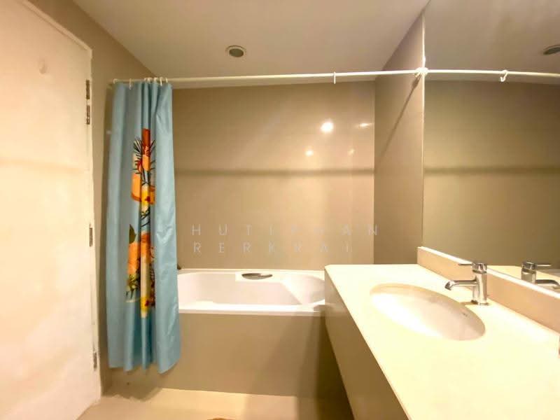 The Trendy, Bangkok, 10 Soi Sukhumvit 13, Khlongtoei Nua, Watthana, Bangkok, 1 Bedroom, 46 sqm, Condo For Sale, by Chutiphan Rerkrai, 500507359 - DDproperty.com