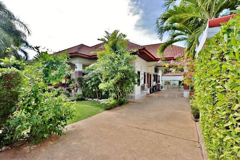 3-BR House, Prachuap Khiri Khan, Hin Lek Fai, Hua Hin, Prachuap Khiri Khan, 3 Bedrooms, 260 sqm, Single Detached House For Sale, by Woramet Jiemdumnernkit, 500507375 - DDproperty.com