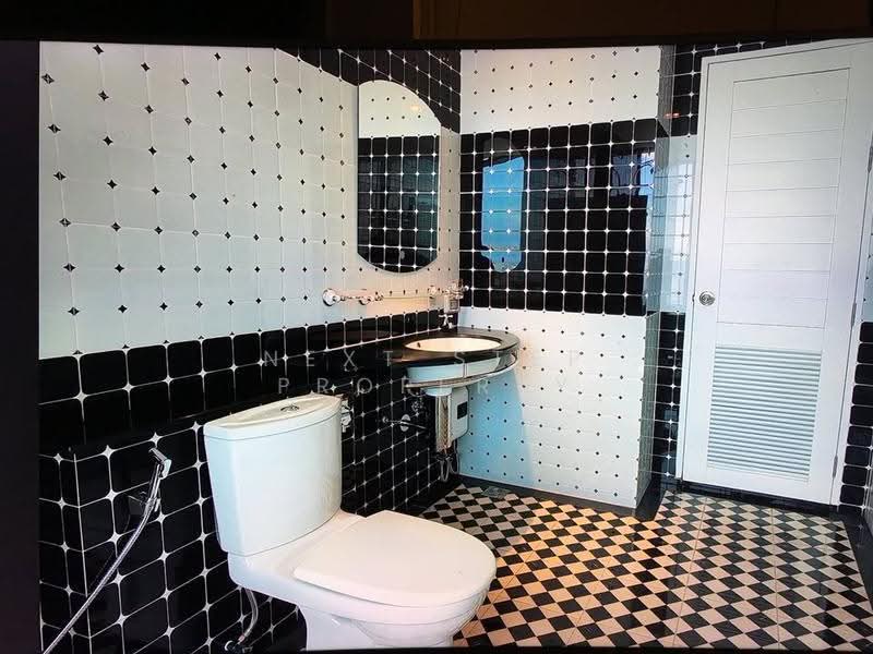 Watermark Chaophraya, Bangkok, Soi Charoennakorn 39-41, Charoennakorn Road, Bang Lam Phu Lang, Khlong San, Bangkok, 3 Bedrooms, 167 sqm, Condo For Sale, by Next Step Property, 500507382 - DDproperty.com