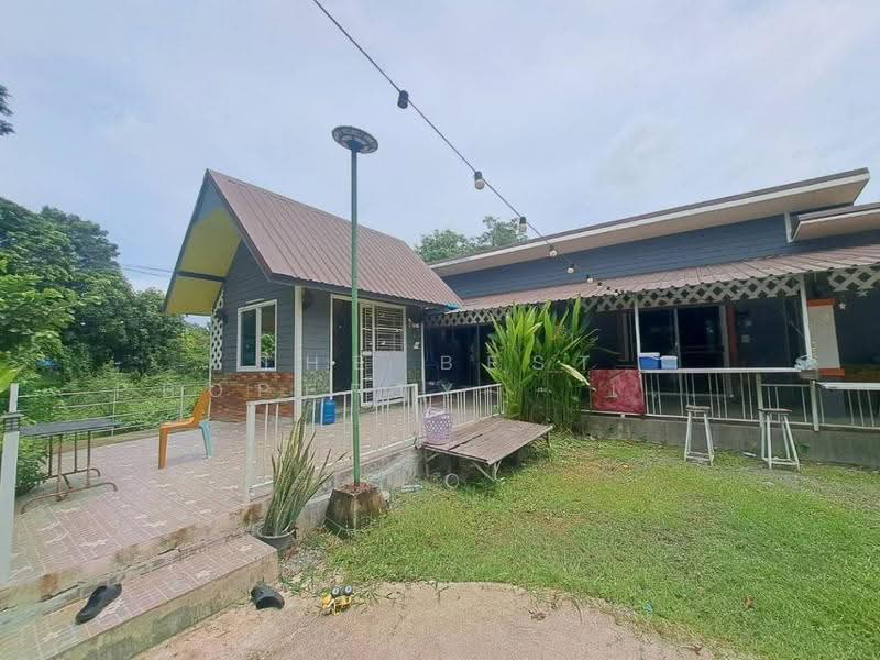 บ้านเดี่ยวชุมแสง นครสวรรค์, Nakhon Sawan, Phai Sing, Chumsaeng, Nakhon Sawan, 2 Bedrooms, 150 sqm, Single Detached House For Sale, by The Best Property เบ็นซ์, 500507399 - DDproperty.com