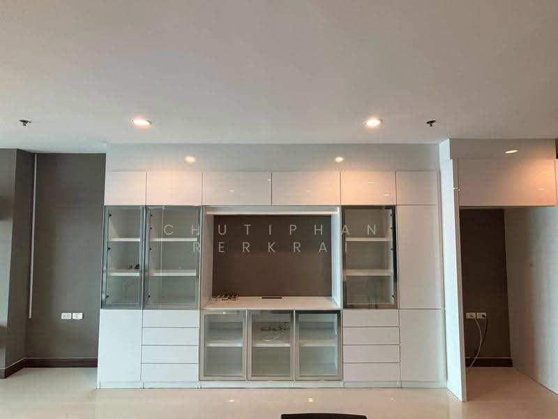 Supalai Prima Riva (Residential), Bangkok, Rama 3 Road, Chong Nonsi, Yan Nawa, Bangkok, 3 Bedrooms, 256 sqm, Condo For Rent, by Chutiphan Rerkrai, 500507421 - DDproperty.com