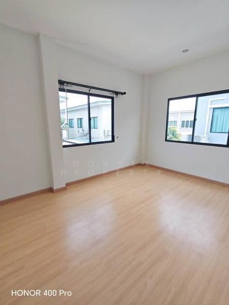 Chuan Chuen Town Village Bangna, Samut Prakan, Soi Kiatpipat Thani, Ban Rakat, Bang Bo, Samut Prakan, 3 Bedrooms, 21 sqm, Townhouse For Sale, by Connex Property, 500507422 - DDproperty.com