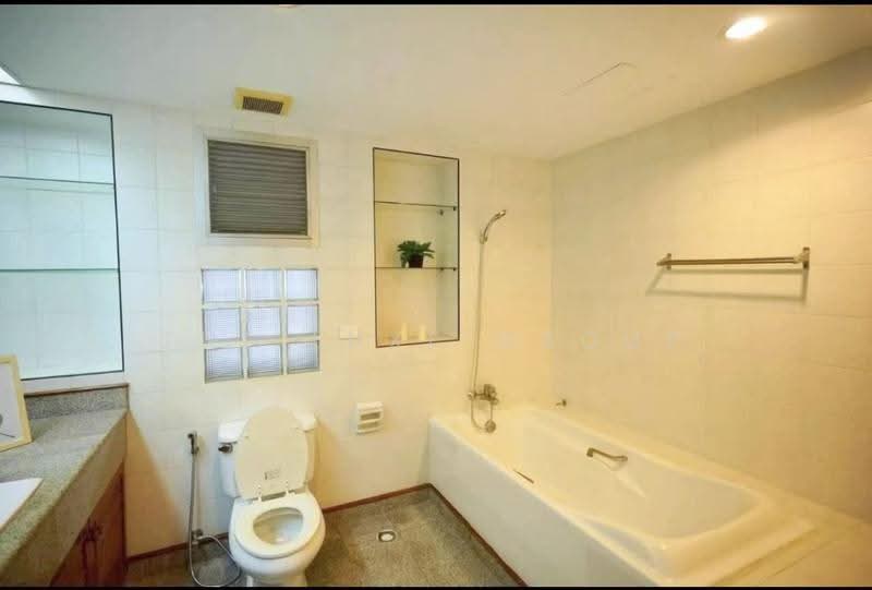 Ma Peng Seng Apartment, Bangkok, Soi Sukhumvit 31, Khlongtoei Nua, Watthana, Bangkok, 2 Bedrooms, 180 sqm, Apartment For Rent, by The Luxe Group, 500507424 - DDproperty.com