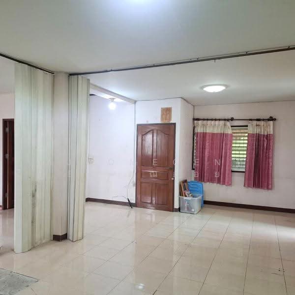 บ้านเดี่ยว3ชั้น 50ตรว. ม.ฉลองกรุง ซ.6 ลาดกระบัง, Bangkok, Lam Pla Tiew, Lat Krabang, Bangkok, 4 Bedrooms, 328 sqm, Single Detached House For Sale, by AJHOMECENTER=คุณอ้อย, 500507450 - DDproperty.com