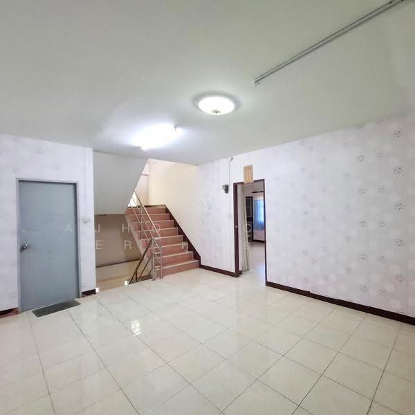 บ้านเดี่ยว3ชั้น 50ตรว. ม.ฉลองกรุง ซ.6 ลาดกระบัง, Bangkok, Lam Pla Tiew, Lat Krabang, Bangkok, 4 Bedrooms, 328 sqm, Single Detached House For Sale, by AJHOMECENTER=คุณอ้อย, 500507450 - DDproperty.com