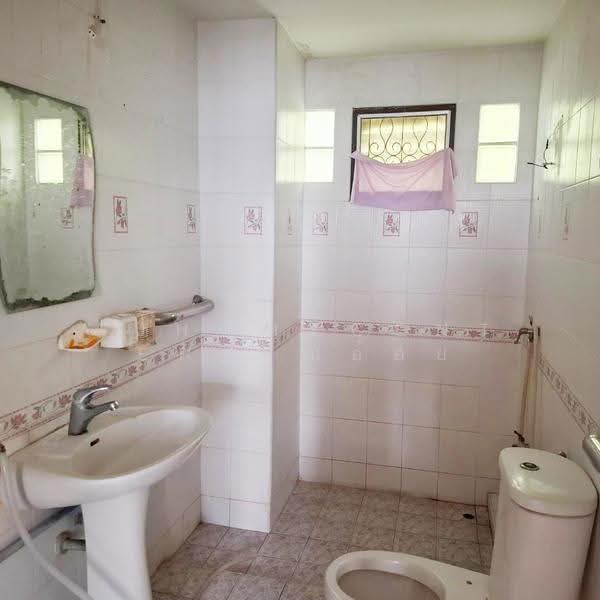 บ้านเดี่ยว3ชั้น 50ตรว. ม.ฉลองกรุง ซ.6 ลาดกระบัง, Bangkok, Lam Pla Tiew, Lat Krabang, Bangkok, 4 Bedrooms, 328 sqm, Single Detached House For Sale, by AJHOMECENTER=คุณอ้อย, 500507450 - DDproperty.com