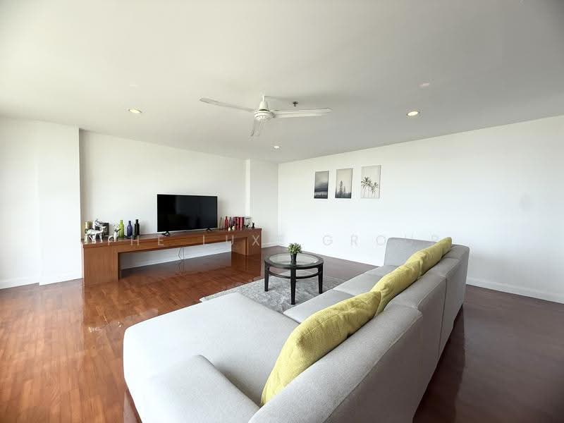 Sathorn Gallery Residences, Bangkok, 70 Pan Road, Silom, Bang Rak, Bangkok, 3 Bedrooms, 200 sqm, Condo For Rent, by The Luxe Group, 500507485 - DDproperty.com
