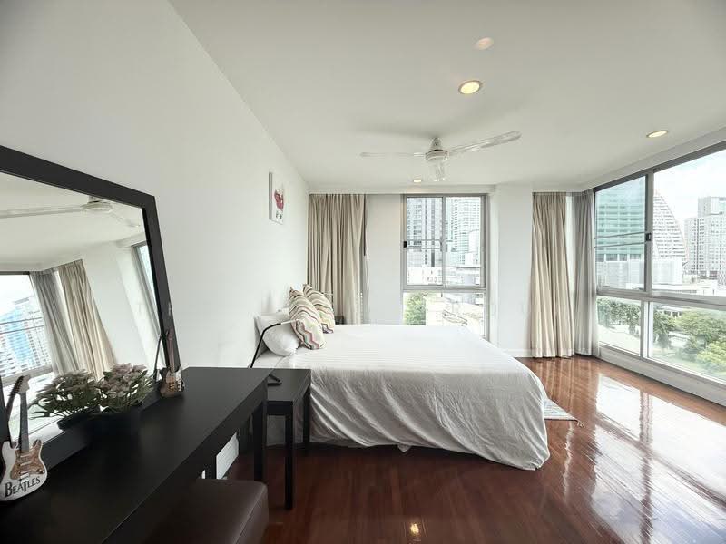 Sathorn Gallery Residences, Bangkok, 70 Pan Road, Silom, Bang Rak, Bangkok, 3 Bedrooms, 200 sqm, Condo For Rent, by The Luxe Group, 500507485 - DDproperty.com