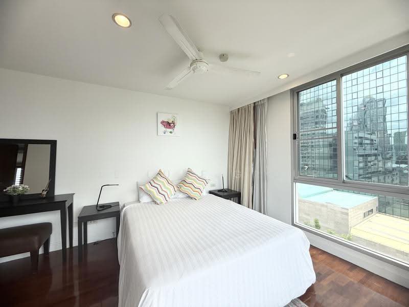 Sathorn Gallery Residences, Bangkok, 70 Pan Road, Silom, Bang Rak, Bangkok, 3 Bedrooms, 200 sqm, Condo For Rent, by The Luxe Group, 500507485 - DDproperty.com