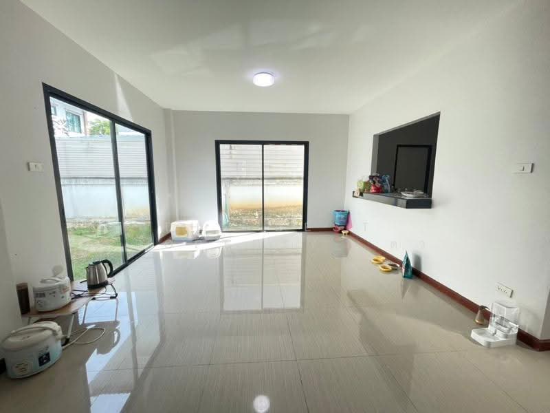หมู่บ้านจักรวาล แลนด์ แอนด์ เฮาส์ (Jakkaval Land and House) ระยอง, Rayong, Mapyangphon, Pluak Daeng, Rayong, 3 Bedrooms, 150 sqm, Single Detached House For Sale, by The Best Property  ดา, 500507500 - DDproperty.com