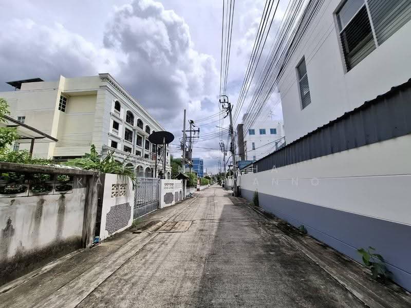 ที่ดินพร้อมบ้าน รามอินทรา, กรุงเทพ, ท่าแร้ง, บางเขน, กรุงเทพ, 396 ตร.ม., ที่ดิน ขาย, โดย Thanitcha Kangkasuwanno, 500507542 - DDproperty.com
