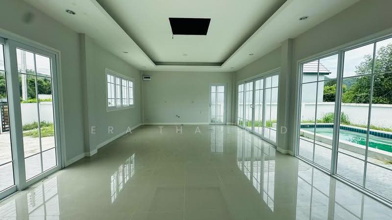 ขายบ้านเดี่ยวพูลวิลล่าตากอากาศ วิวภูเขาสุดอลังการ! Mountain View Village ชะอำ-หัวหิน, เพชรบุรี, ห้วยทรายเหนือ, ชะอำ, เพชรบุรี, 184 ตร.ม., บ้านเดี่ยว ขาย, โดย ERA Thailand, 500507547 - DDproperty.com