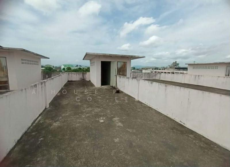 Commercial building for sale, located on the main road of Thung Sukla, Sriracha, Chon Buri (Pattaya), Thung Suk La, Si Racha, Chon Buri (Pattaya), , 80 sqm, Shophouse For Sale, by A House Property Co.,Ltd., 500507561 - DDproperty.com