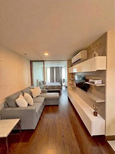 LIV@5 Condominium, Bangkok, 12 Soi Sukumvit 5, Khlongtoei Nua, Watthana, Bangkok, 1 Bedroom, 39 sqm, Condo For Rent, by Boonraksa Sopak, 500507597 - DDproperty.com