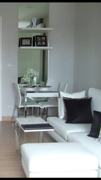 Urbano Absolute Sathon-Taksin, Bangkok, 345 Charoen Nakhon 14/2 Alley, Khlong Ton Sai, Khlong San, Bangkok, 1 Bedroom, 30 sqm, Condo For Rent, by Tanapat Sakonsontised, 500507606 - DDproperty.com